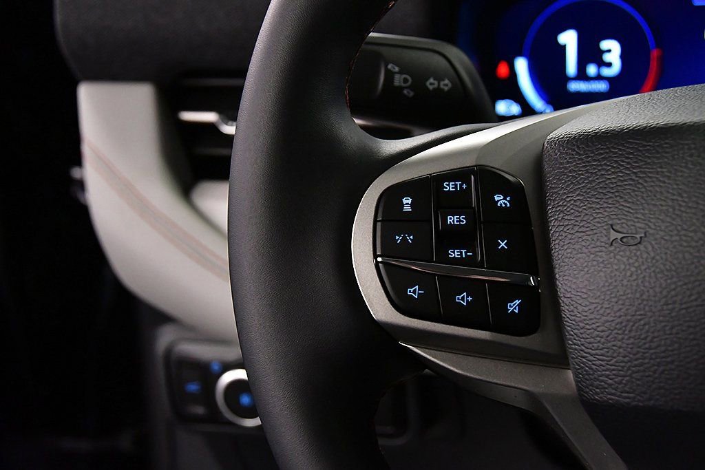 New 2026 Ford Explorer Active w/ Active Comfort Package image 21