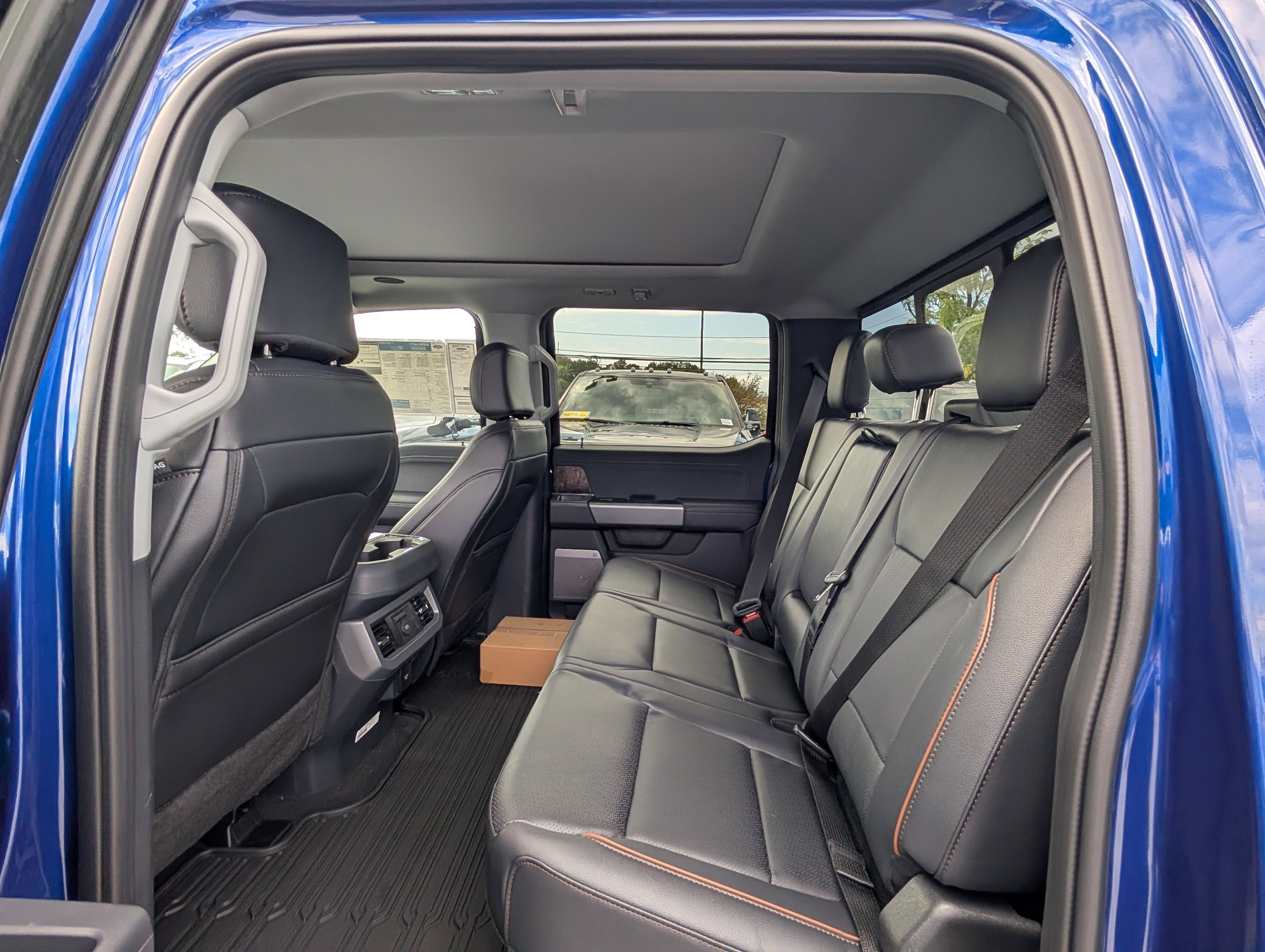 New 2026 Ford F350 Lariat w/ Black Appearance Package image 13