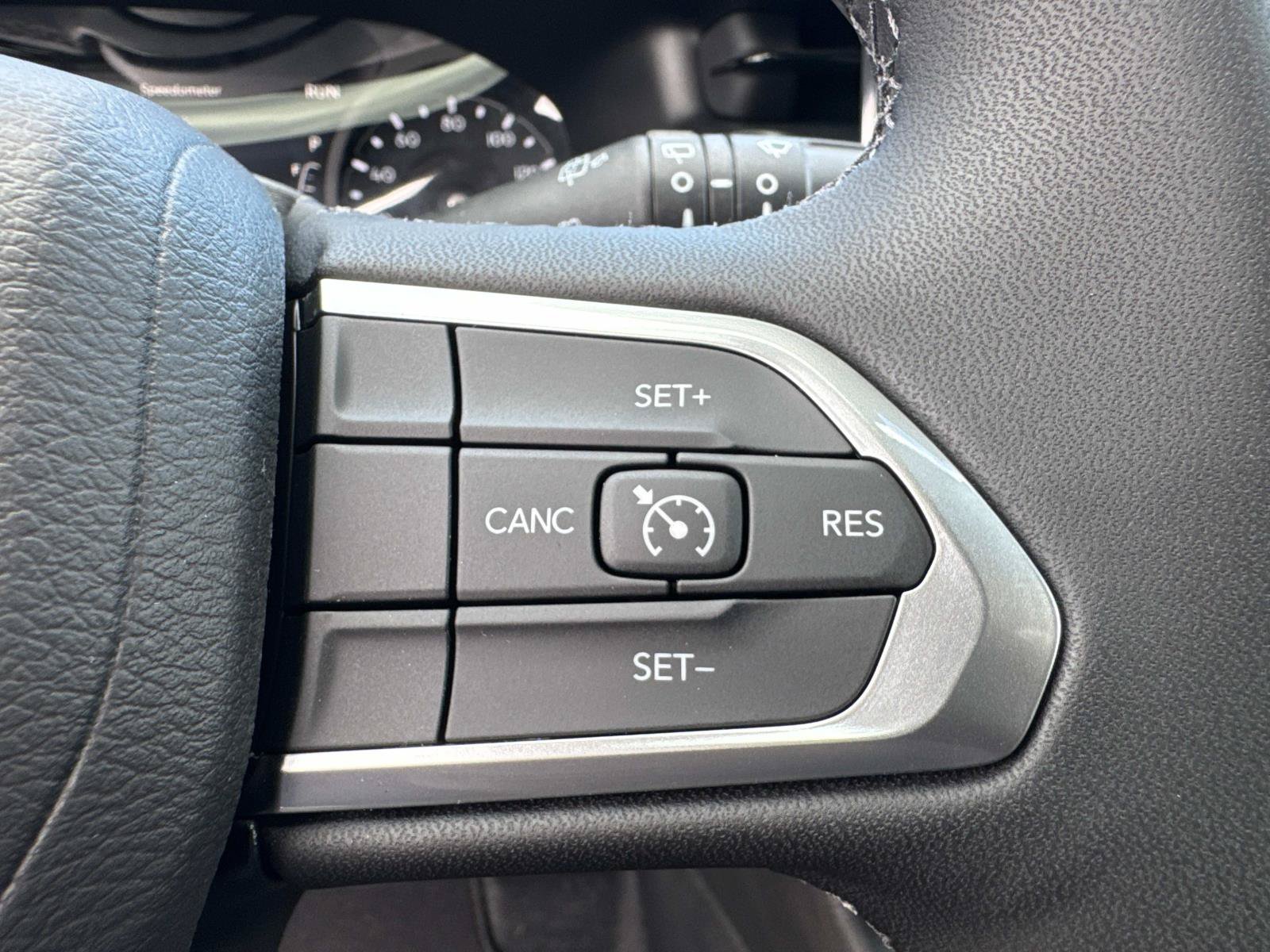 New 2026 Jeep Compass Latitude AWD/4WD image 29