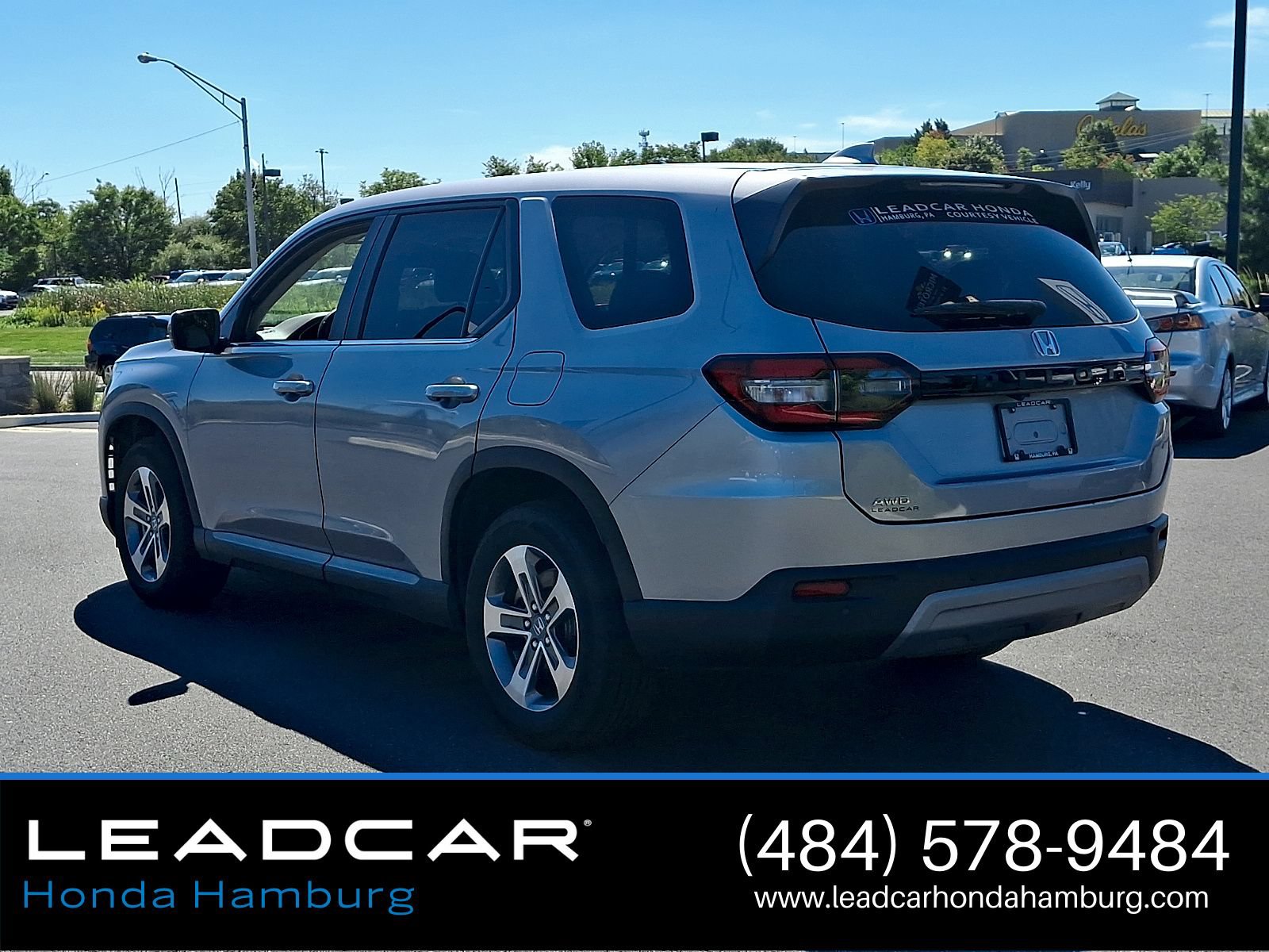 Used 2025 Honda Pilot EX-L image 4