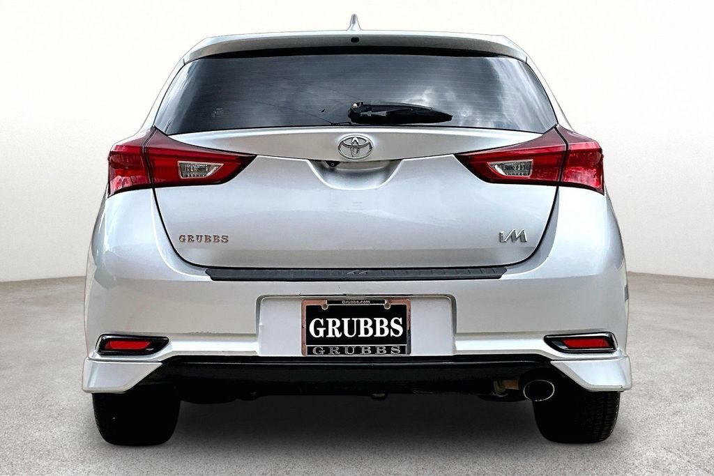 Used 2017 Toyota Corolla iM FWD image 2