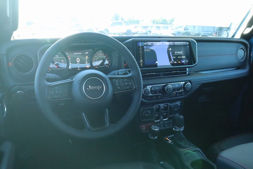 New 2025 Jeep Gladiator Rubicon image 2