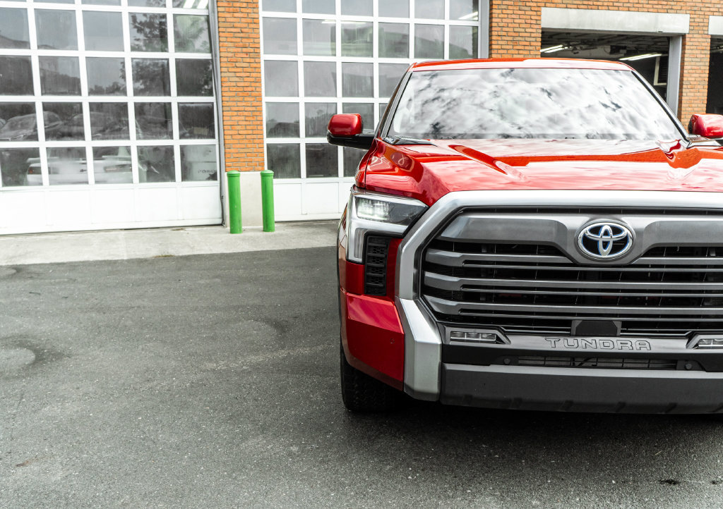Used 2023 Toyota Tundra Limited AWD/4WD image 33