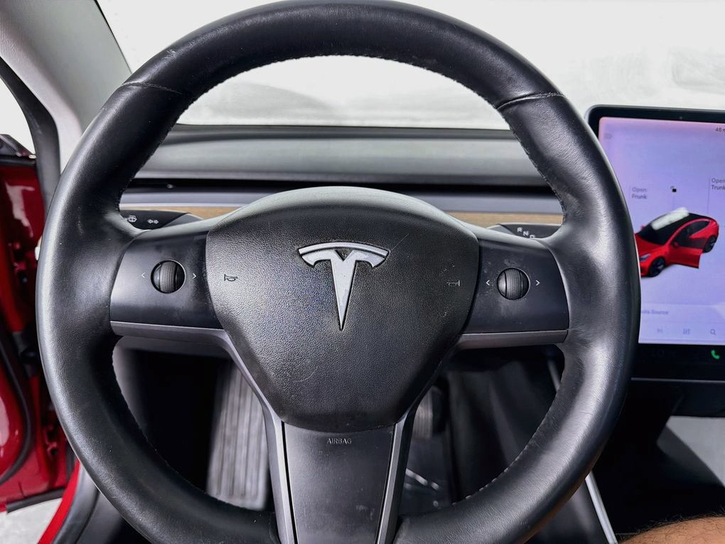 Used 2018 Tesla Model 3 Long Range RWD image 16