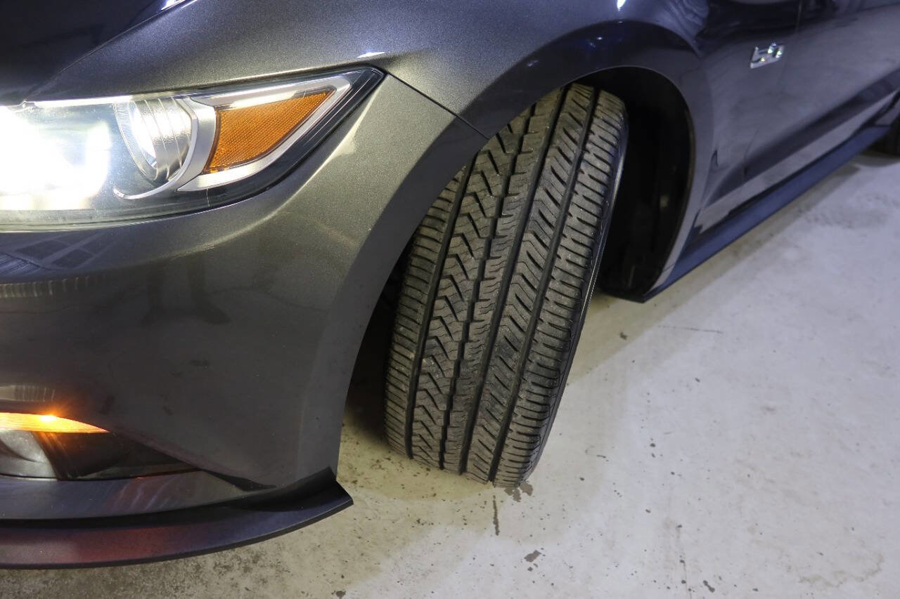 Used 2016 Ford Mustang GT Premium image 12