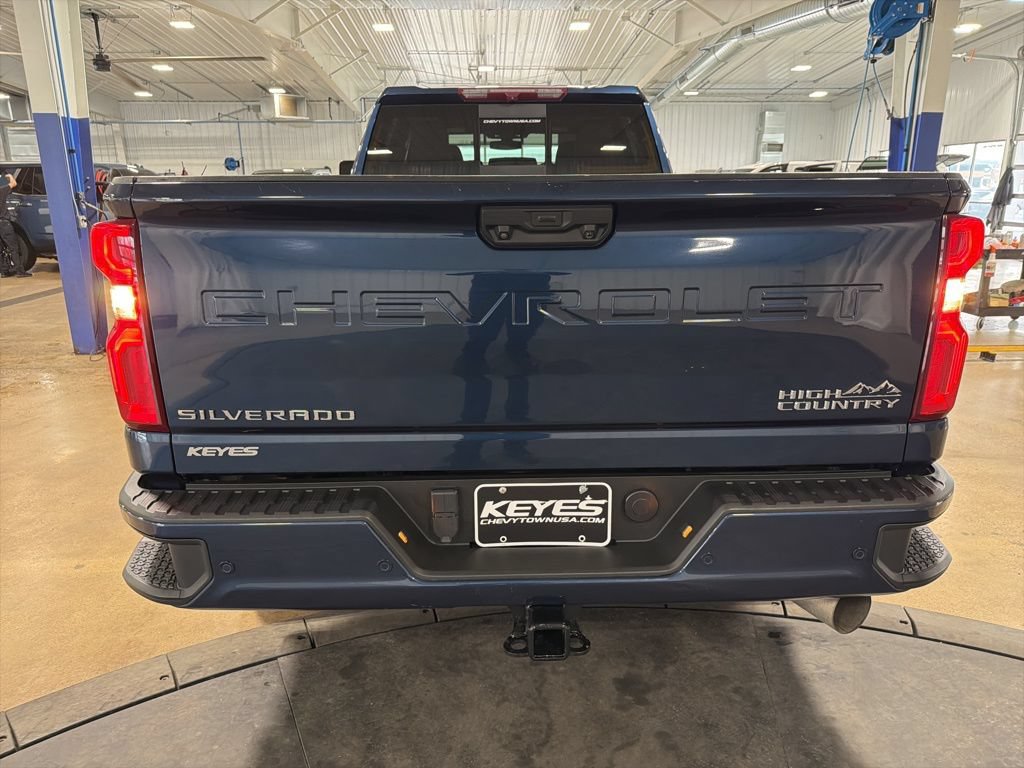 Used 2022 Chevrolet Silverado 3500 High Country w/ Z71 Off-Road Package AWD/4WD image 36