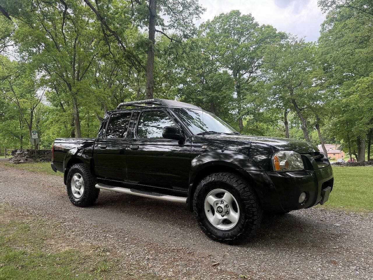 Used 2002 Nissan Frontier SE AWD/4WD image 8