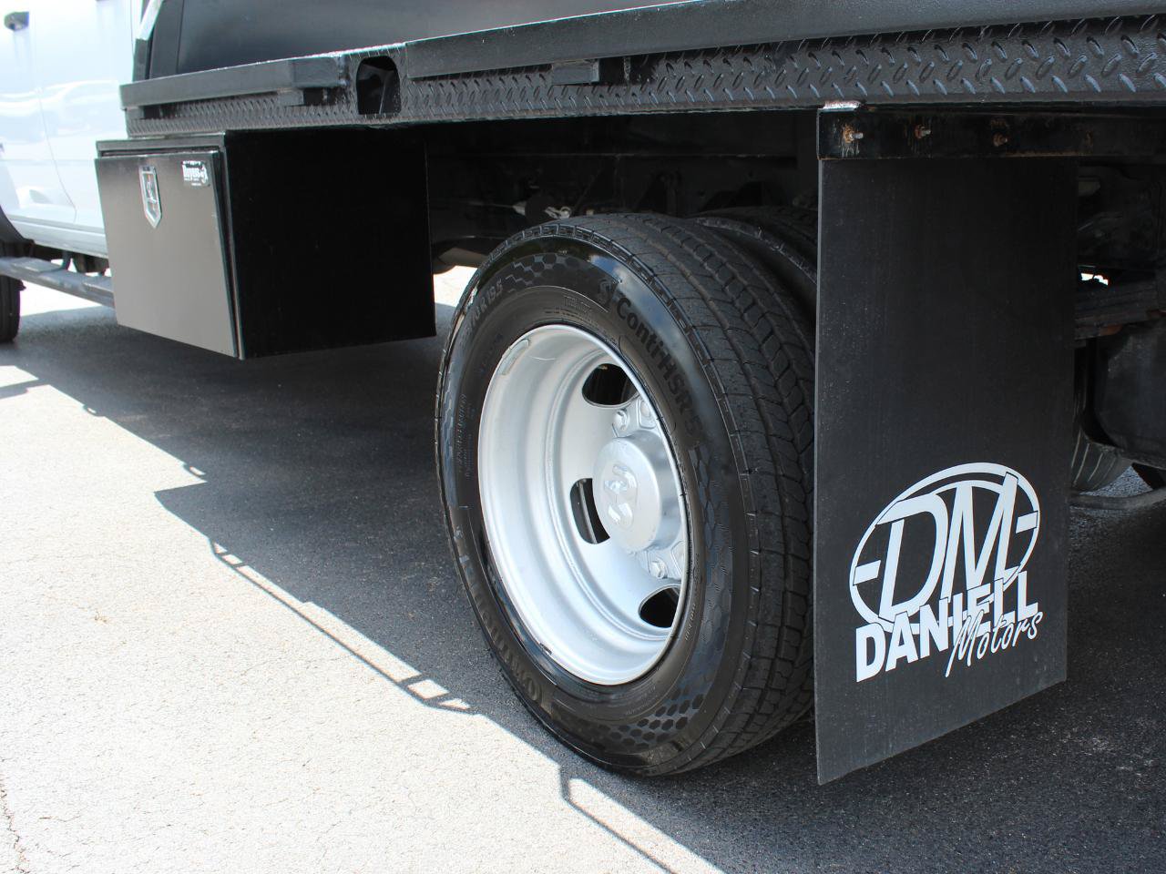 Used 2025 RAM 5500 4x4 Crew Cab image 43