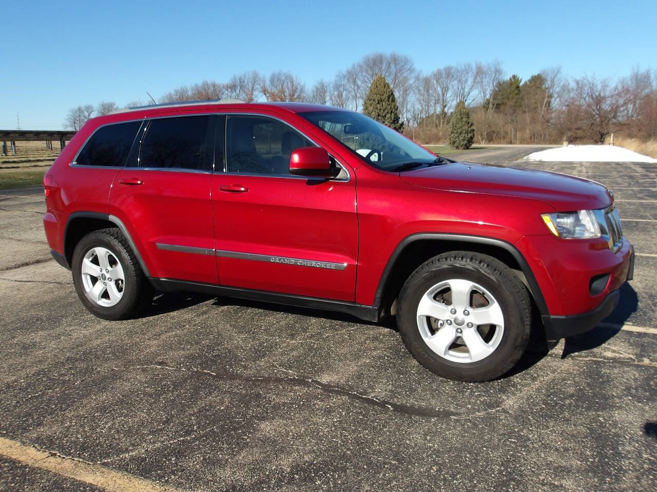 Used 2011 Jeep Grand Cherokee Laredo