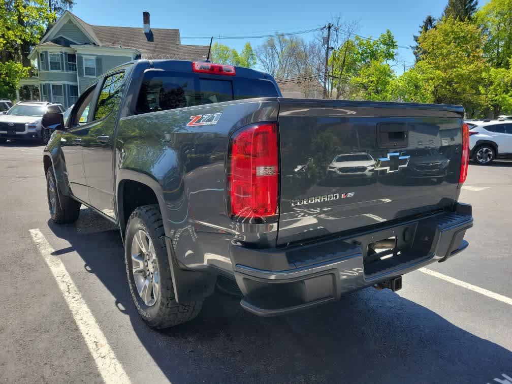 Used 2017 Chevrolet Colorado Z71 AWD/4WD image 6