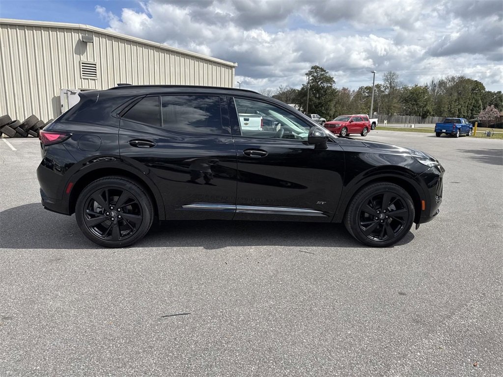 New 2025 Buick Envision Sport Touring image 8