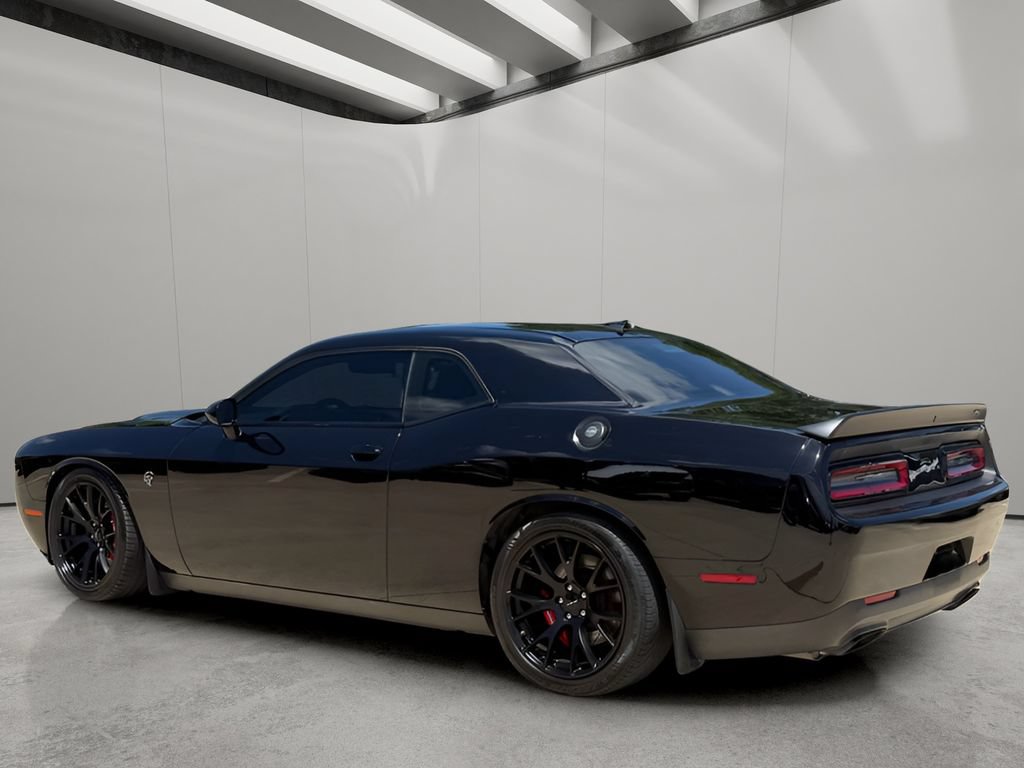 Used 2016 Dodge Challenger SRT Hellcat RWD image 3