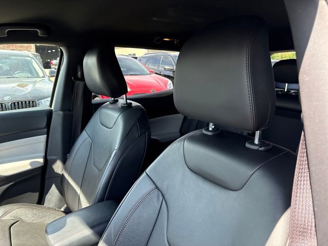Used 2023 Jeep Compass Limited w/ Elite Group AWD/4WD image 9