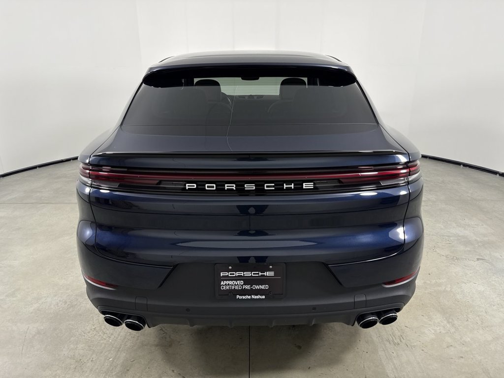 Certified 2024 Porsche Cayenne Coupe AWD/4WD image 6