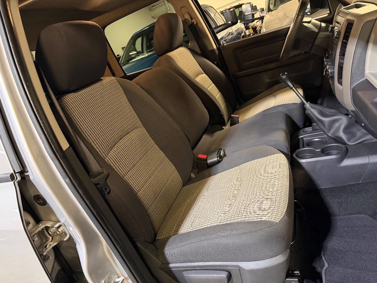 Used 2012 RAM 2500 ST w/ Chrome Appearance Group image 29