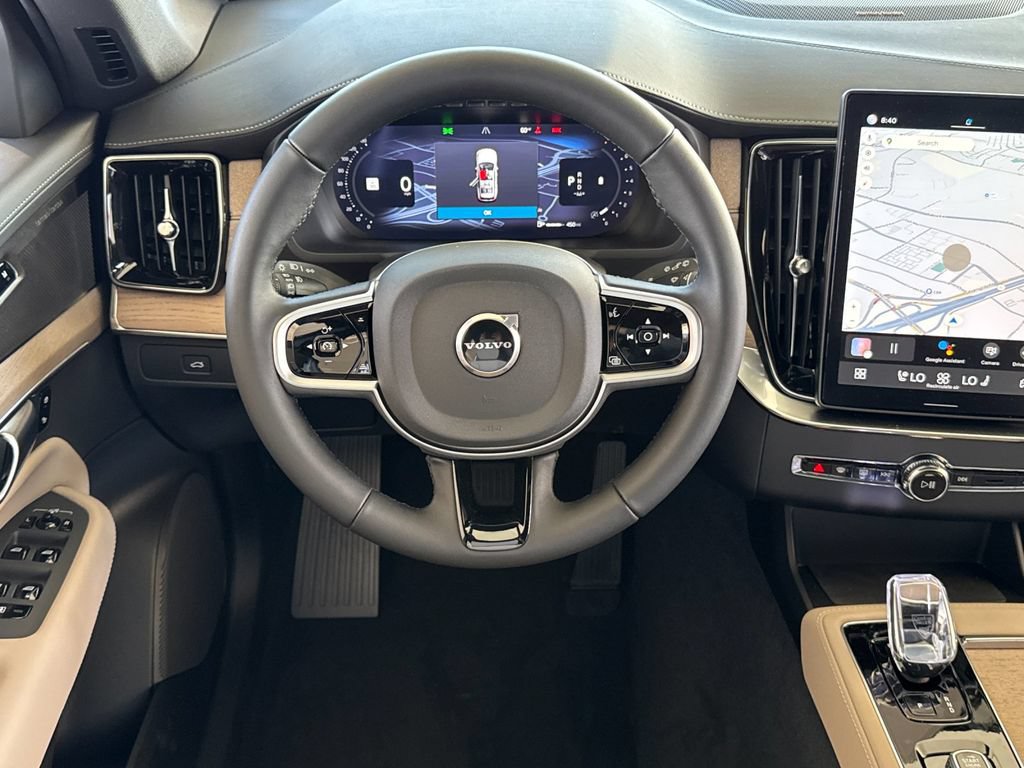 New 2026 Volvo XC90 B6 Plus w/ Protection Package Premier AWD/4WD image 13