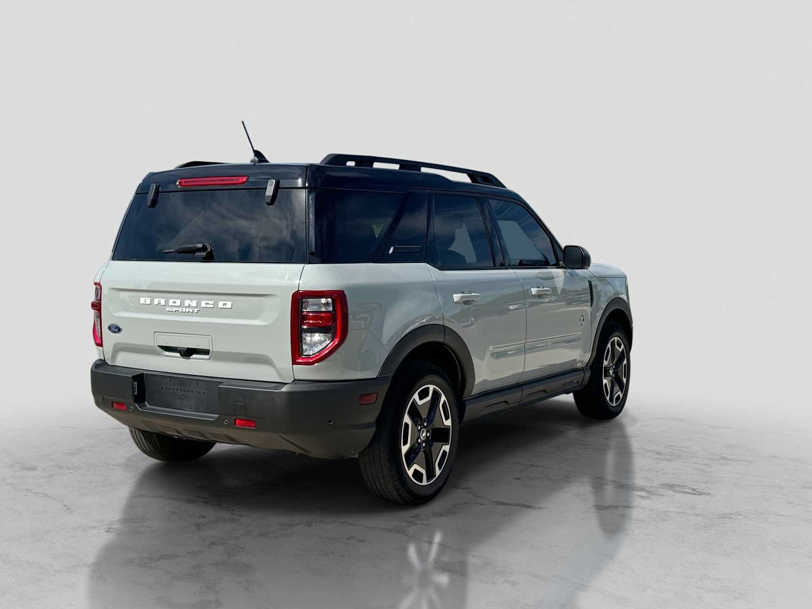 Used 2024 Ford Bronco Sport Outer Banks AWD/4WD image 6