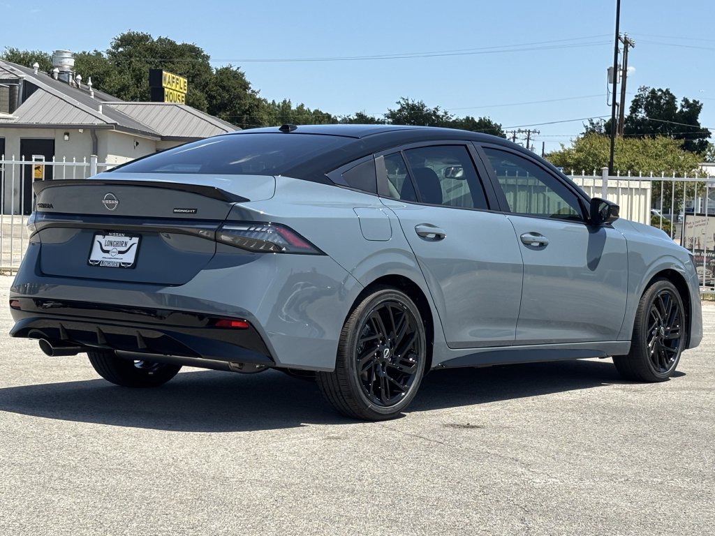 New 2027 Nissan Sentra SR FWD image 3