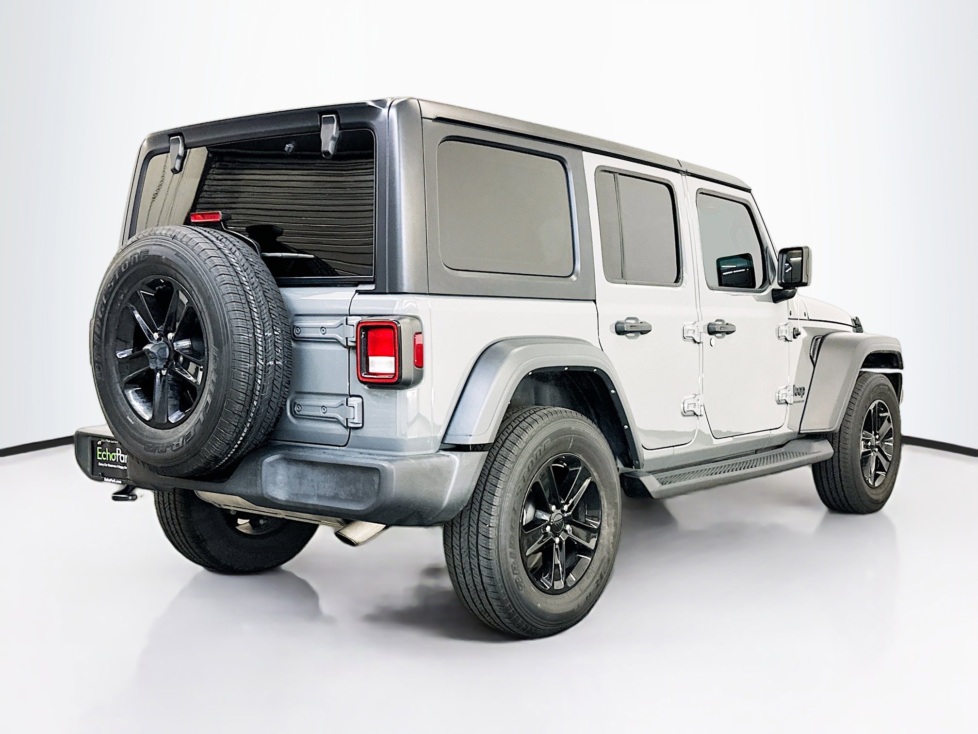 Used 2023 Jeep Wrangler Unlimited Sport image 9