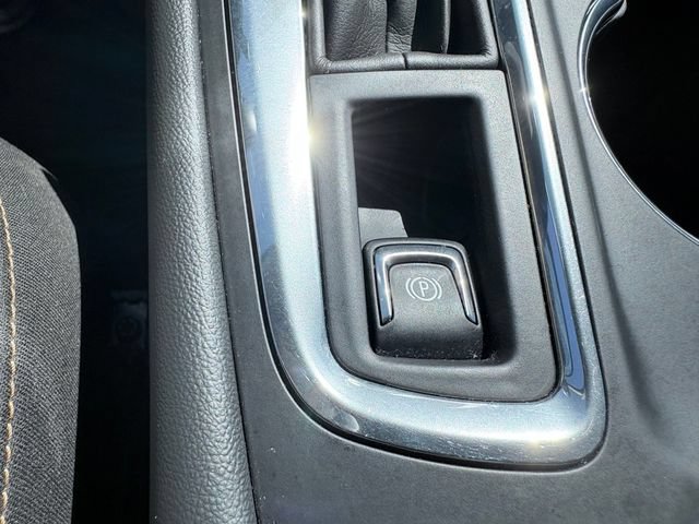 Used 2023 Chevrolet Equinox LT AWD/4WD image 22