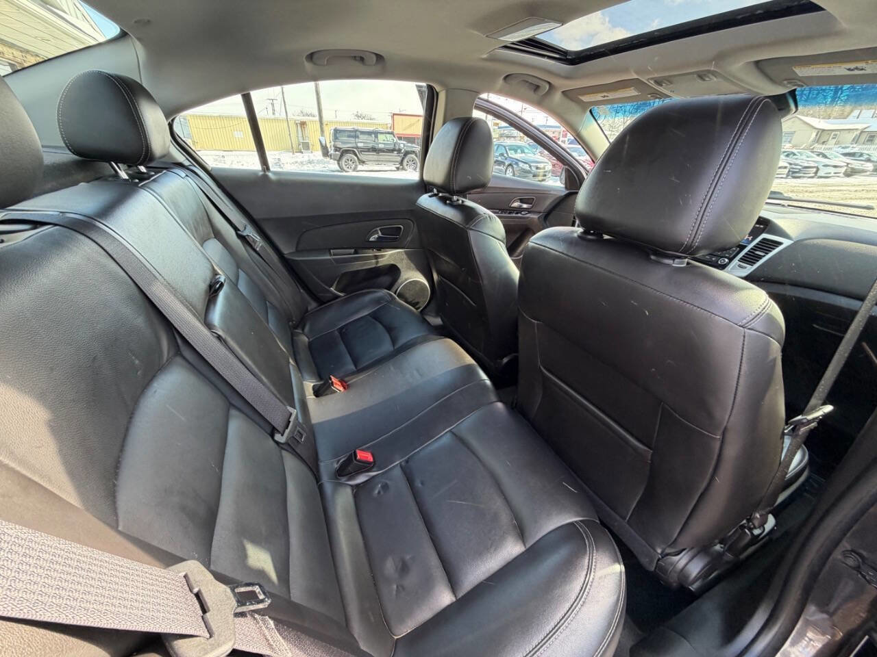 Used 2015 Chevrolet Cruze Diesel w/ Sun And Sound Package image 14