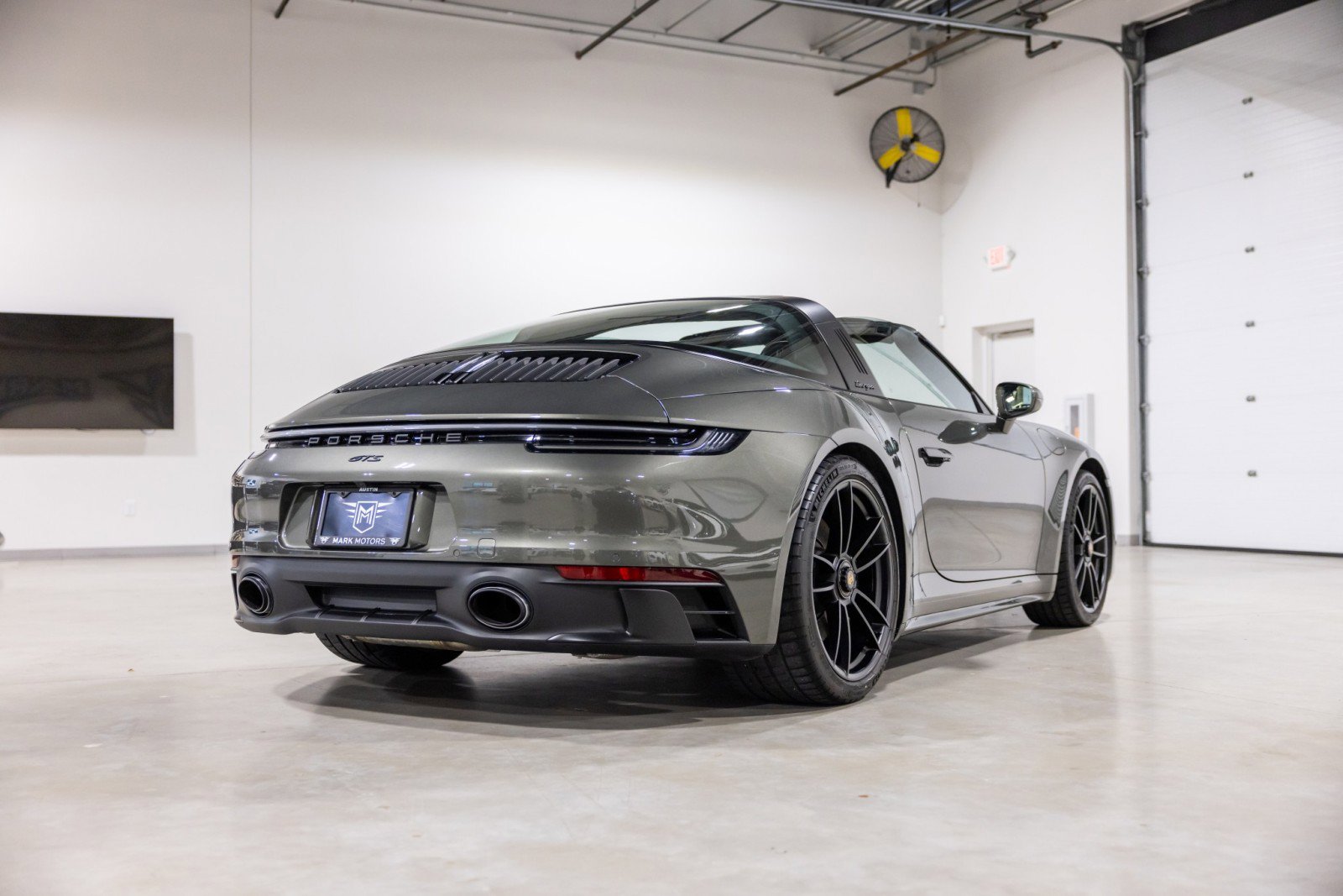 Used 2023 Porsche 911 Targa 4 GTS image 4