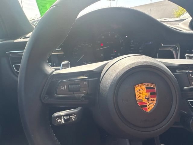 Used 2025 Porsche Macan Turbo AWD/4WD image 17