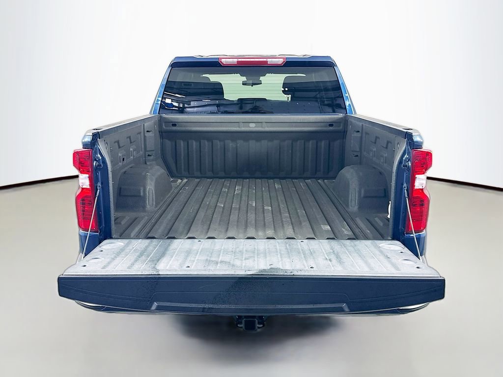 Used 2022 Chevrolet Silverado 1500 Custom w/ LPO, Dark Essentials Package AWD/4WD image 29