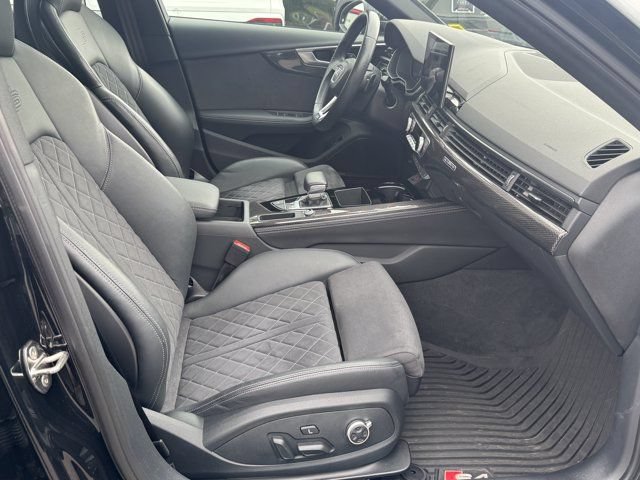 Certified 2023 Audi S4 Premium Plus w/ Premium Plus Package AWD/4WD image 31