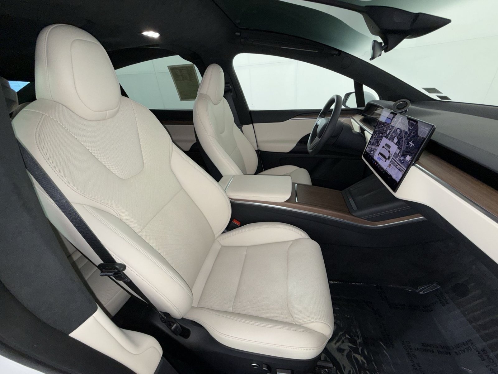 Used 2025 Tesla Model X AWD/4WD image 27