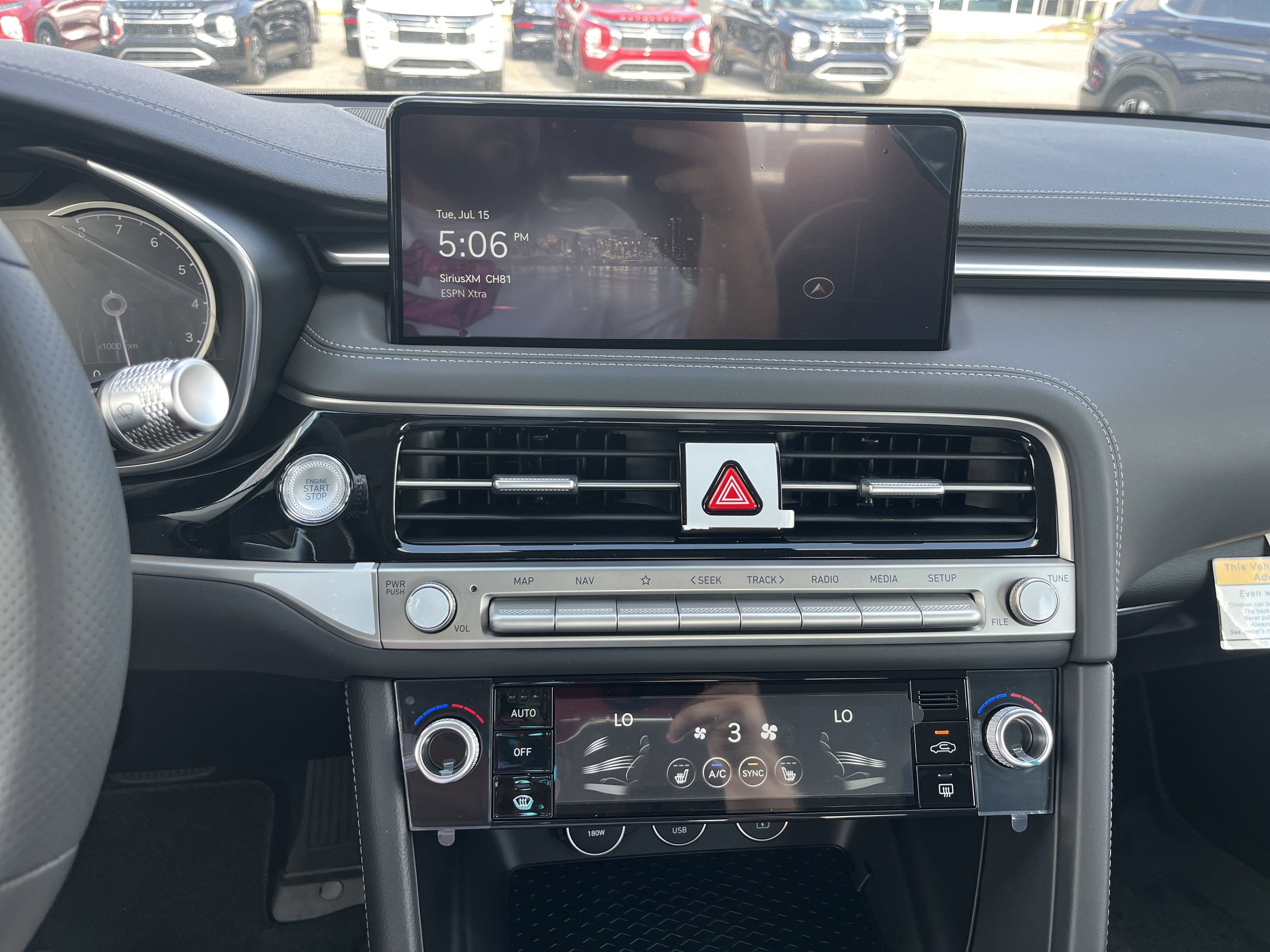 New 2026 Genesis G70 2.5T image 10