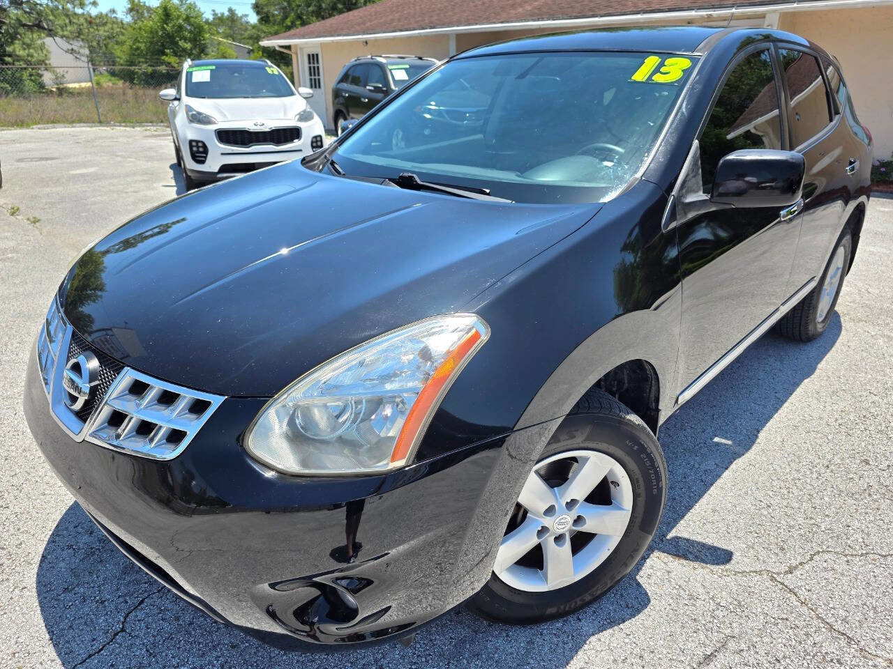 Used 2013 Nissan Rogue S w/ Special Edition Pkg FWD image 1