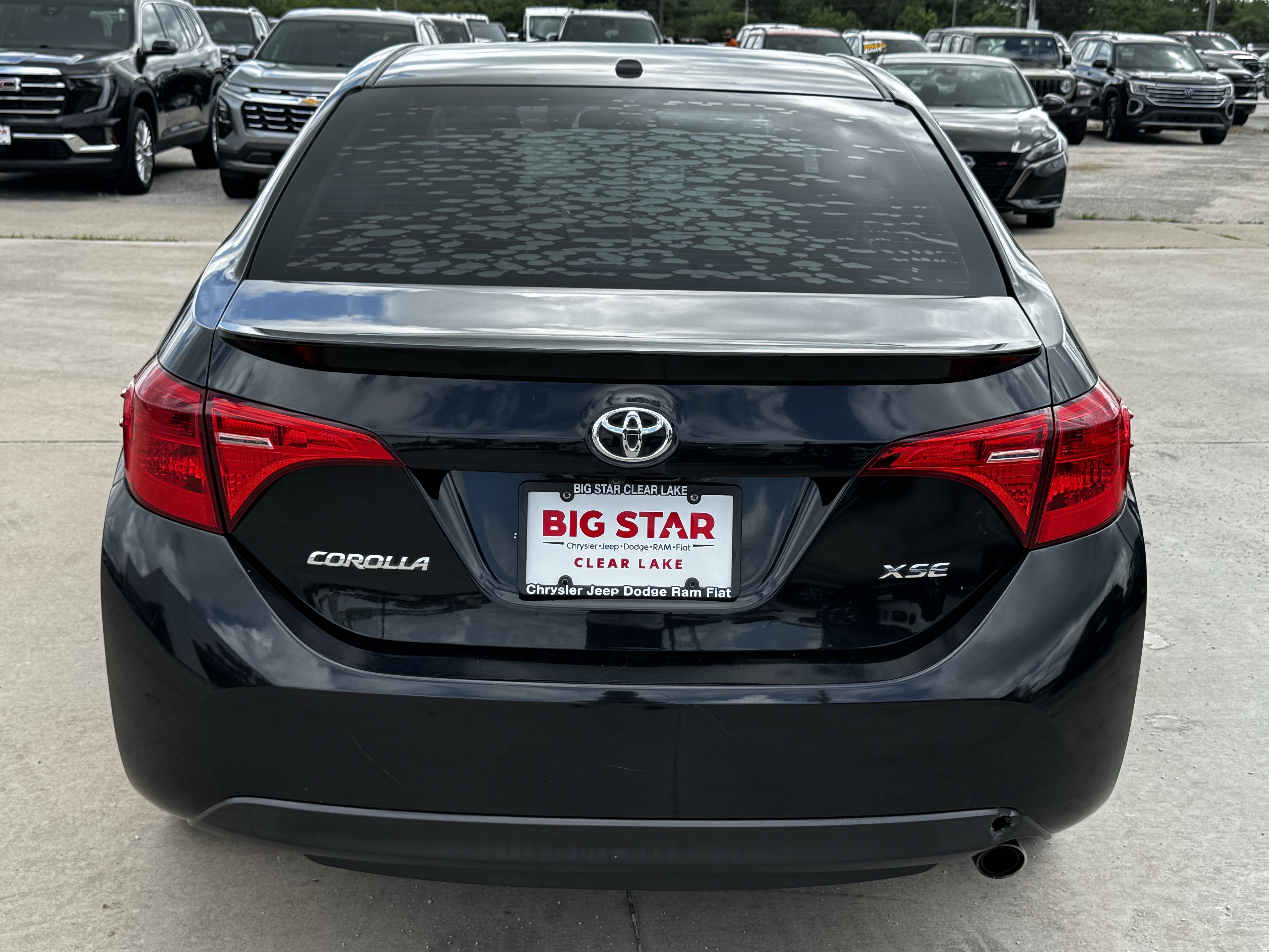 Used 2019 Toyota Corolla XSE FWD image 9