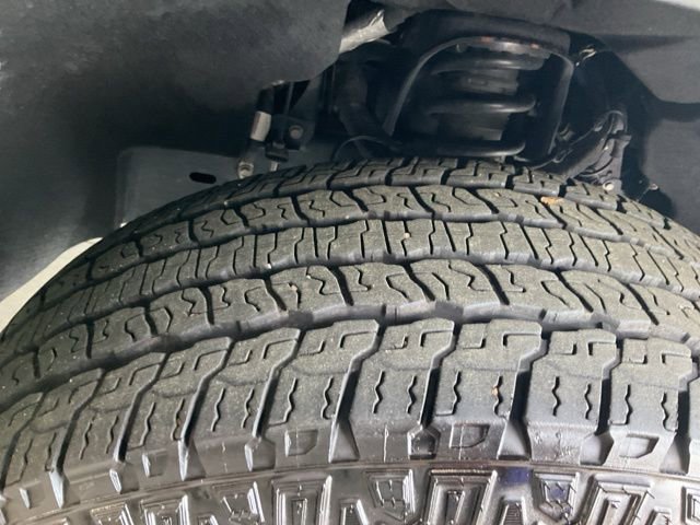 Used 2024 Chevrolet Colorado Trail Boss image 25