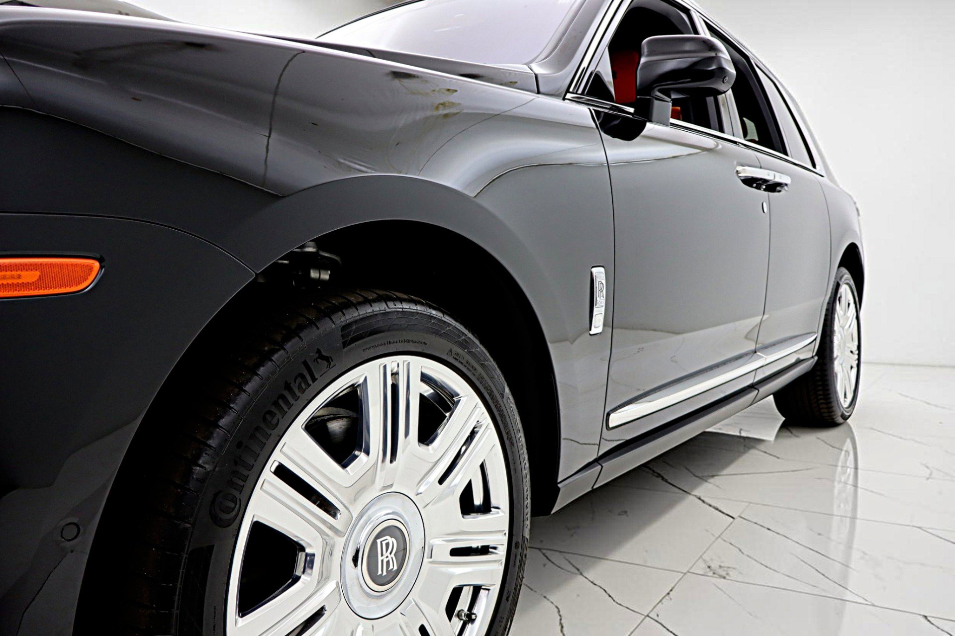 Used 2022 Rolls-Royce Cullinan AWD/4WD image 18