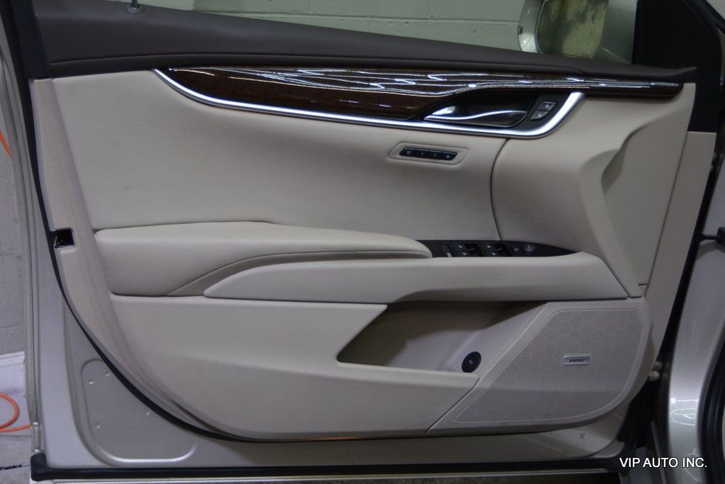 Used 2013 Cadillac XTS Luxury w/ Driver Awareness Package image 7