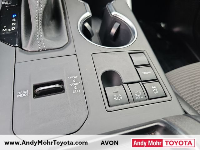 Used 2023 Toyota Highlander LE FWD image 25