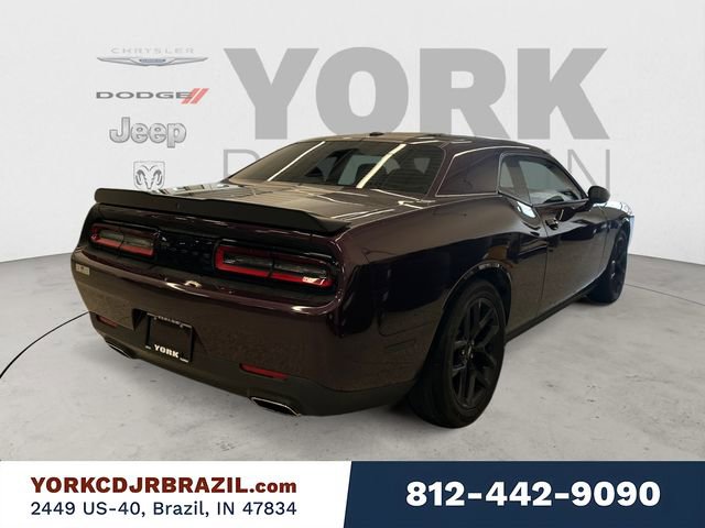 Used 2020 Dodge Challenger SXT w/ Blacktop Package image 5
