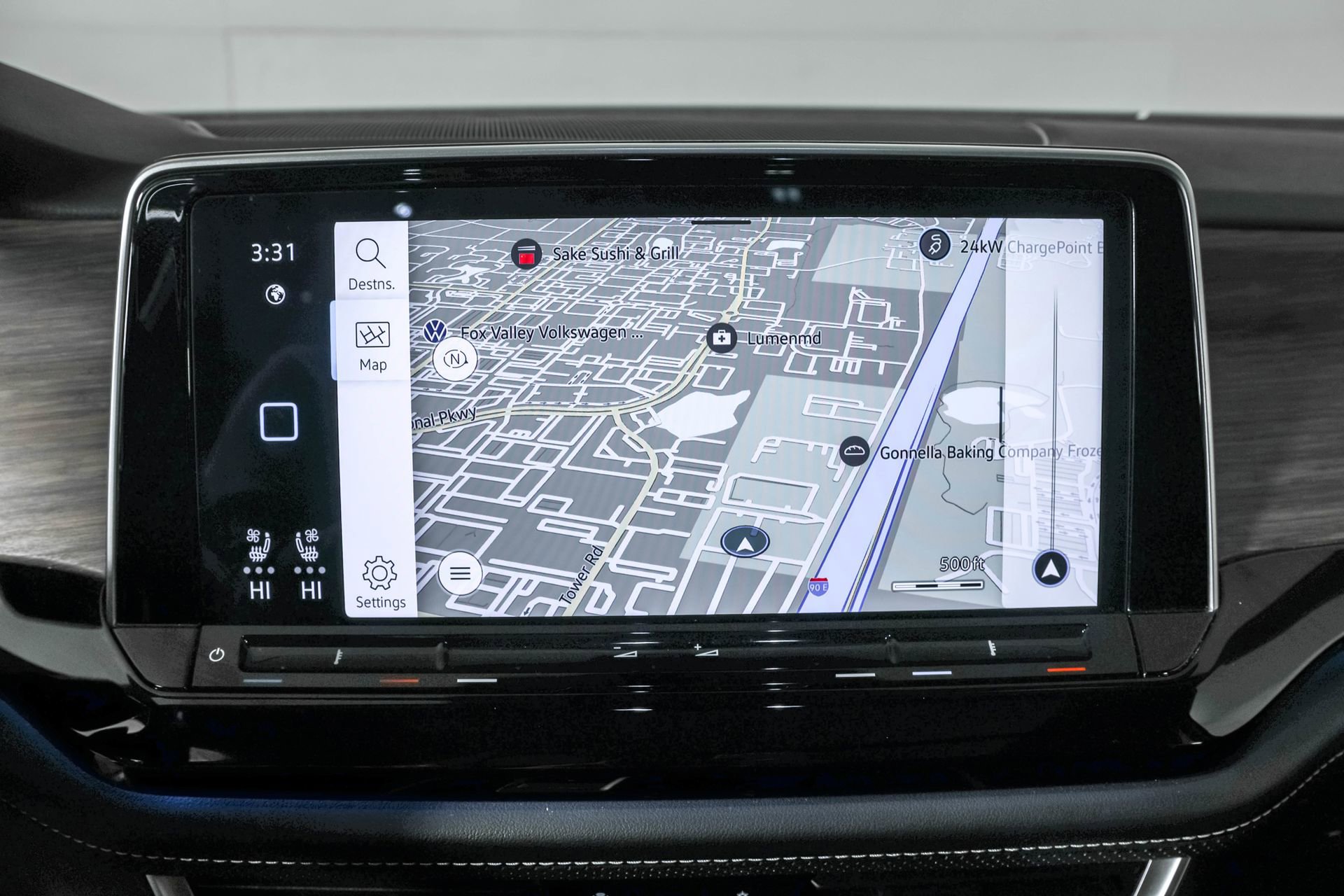 Used 2024 Volkswagen Atlas SEL Premium R-Line image 10