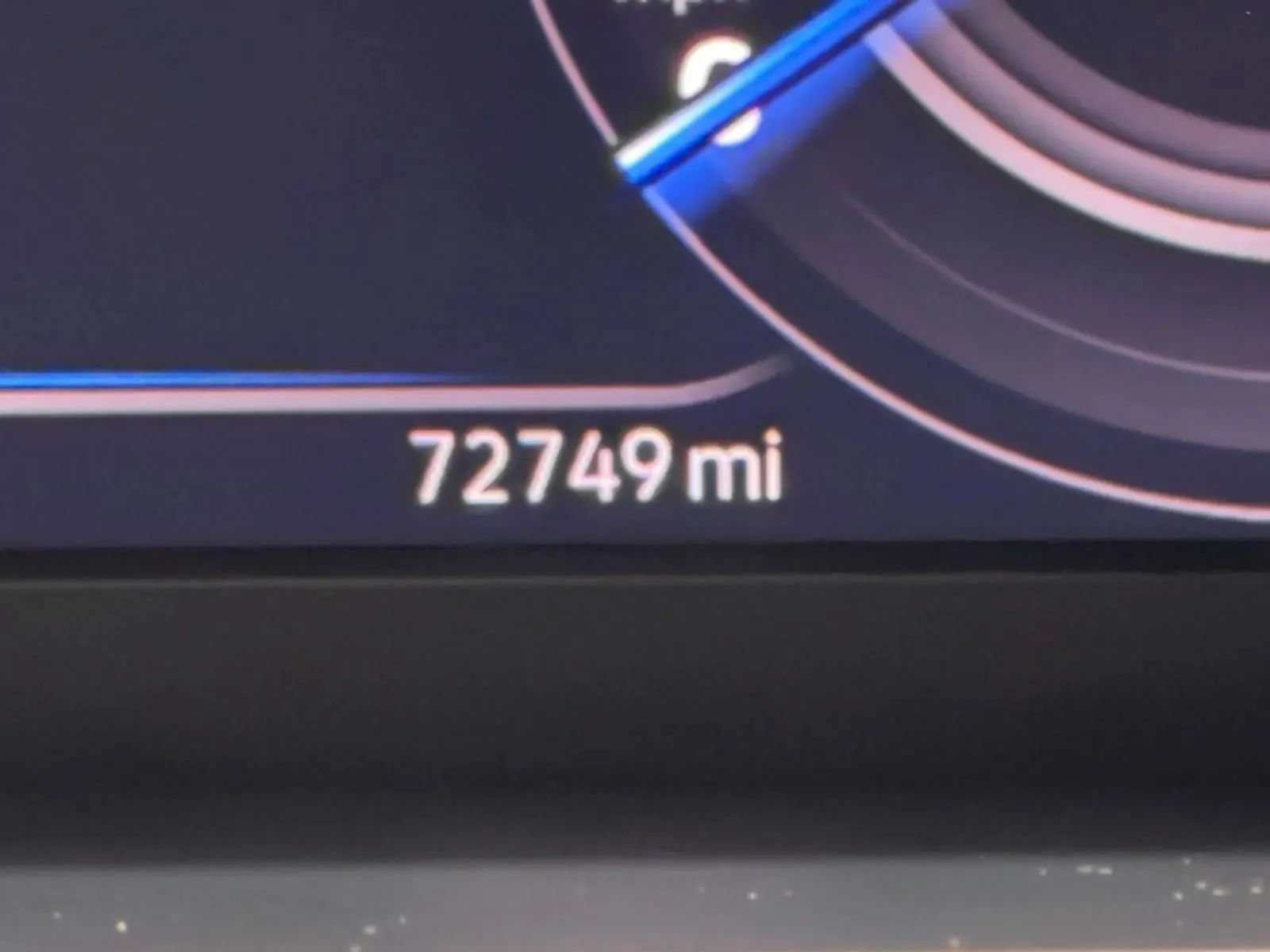 Used 2020 Volkswagen Tiguan SEL AWD/4WD image 15
