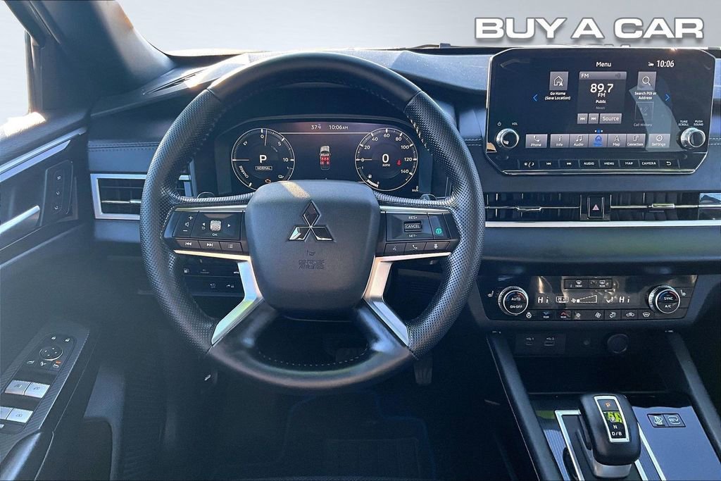 Used 2025 Mitsubishi Outlander SEL Black Edition image 5