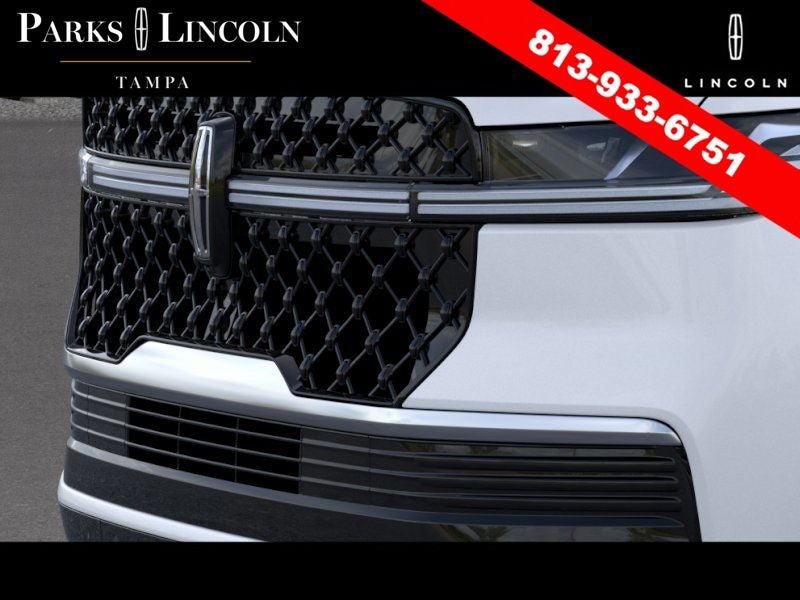 New 2026 Lincoln Navigator L Reserve AWD/4WD image 17