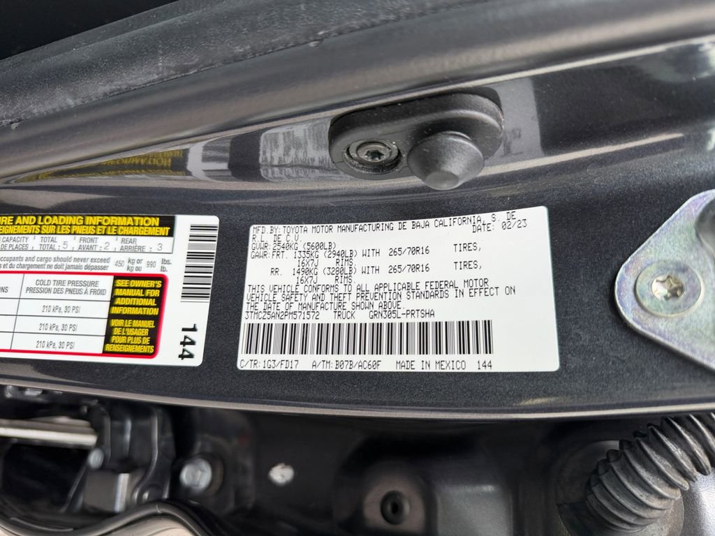 Used 2023 Toyota Tacoma TRD Off-Road w/ Advanced Technology Package AWD/4WD image 30