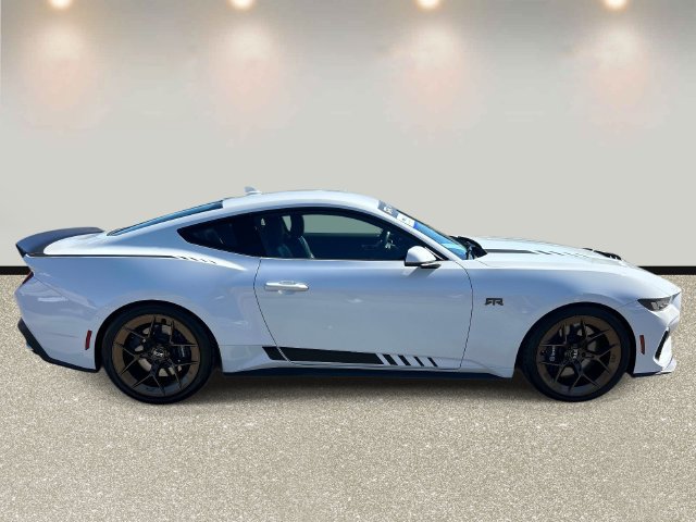 Used 2024 Ford Mustang GT Premium w/ GT Performance Package RWD image 4