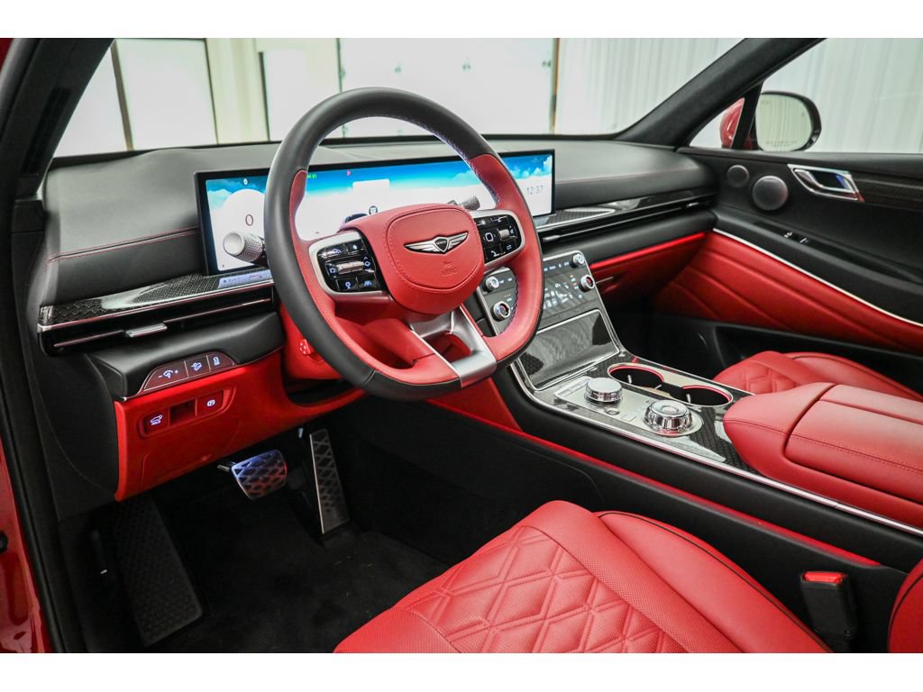 Used 2025 Genesis GV80 3.5T e-SC AWD/4WD image 9