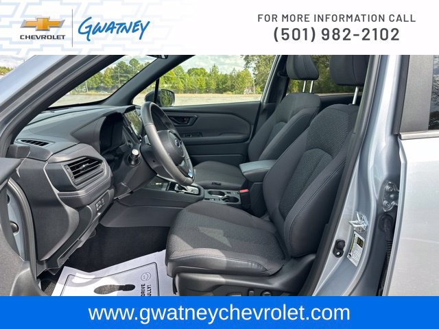 Used 2025 Subaru Forester Premium AWD/4WD image 23