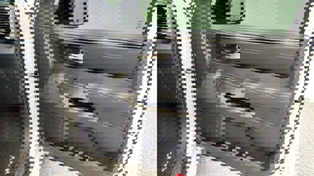 Used 2022 Toyota Tundra SR5 w/ SR5 Premium Package image 35