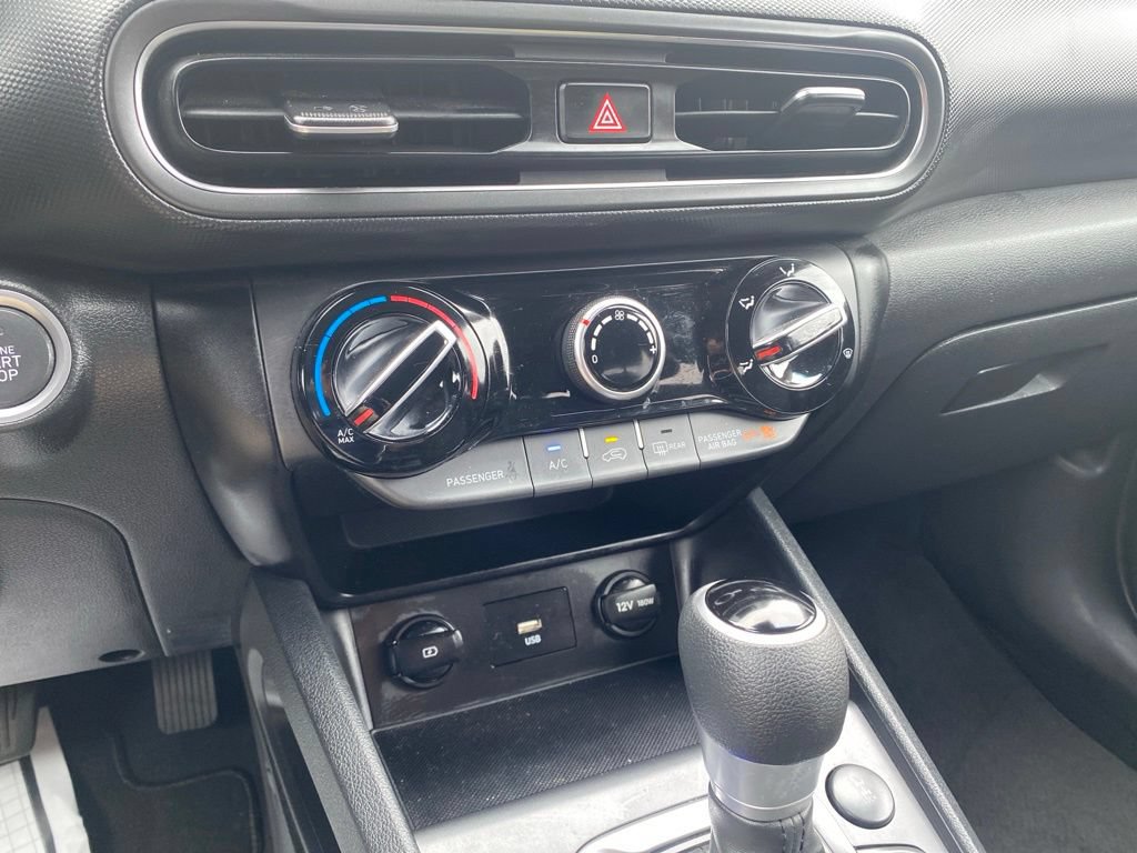 Certified 2023 Hyundai Kona SEL AWD/4WD image 18