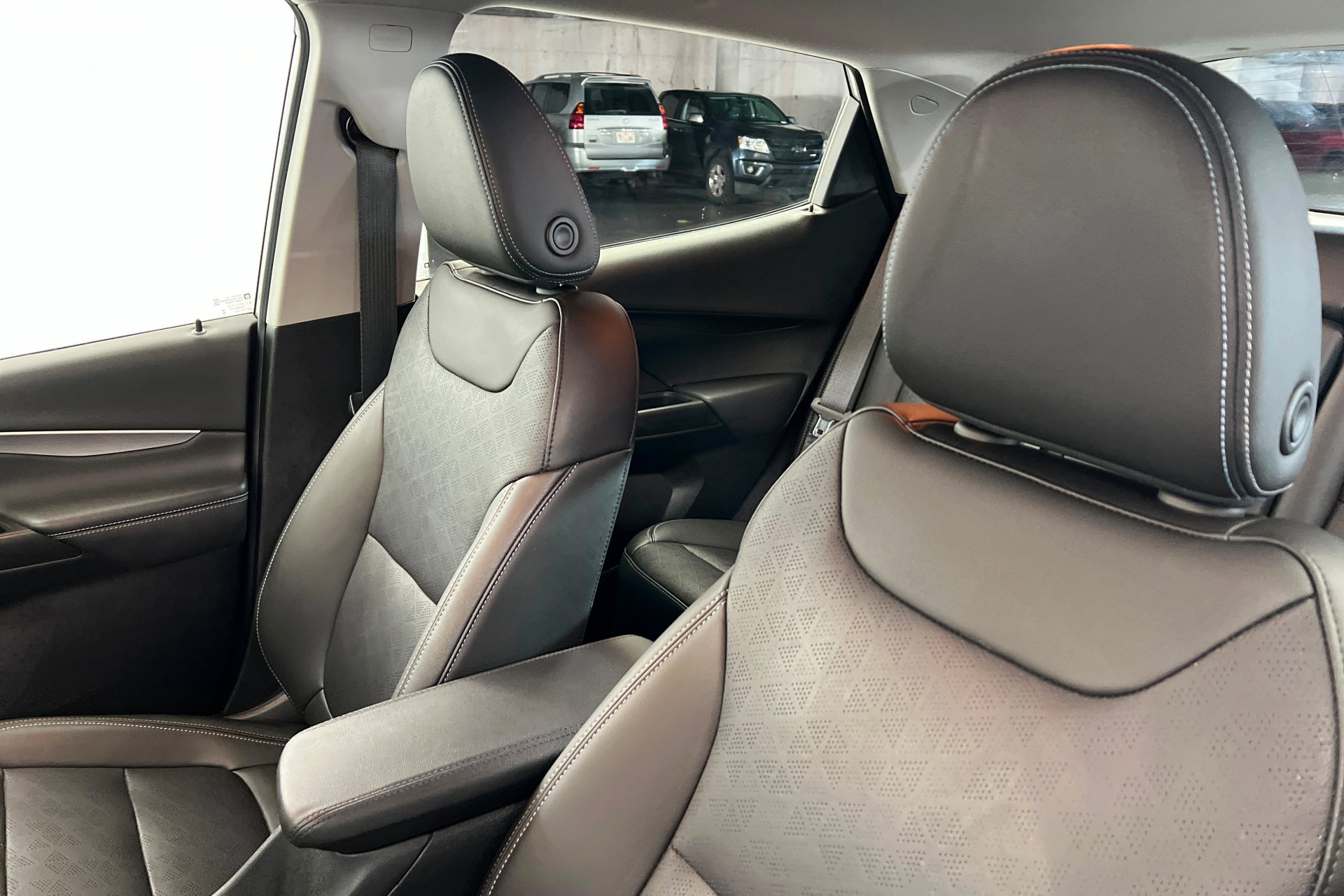 Certified 2023 Chevrolet Bolt LT w/ Infotainment Package image 17