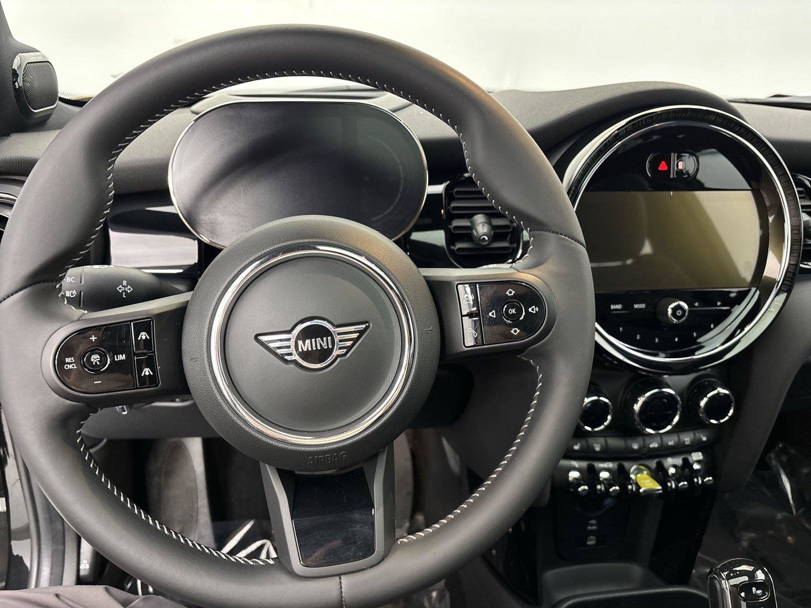 Used 2023 MINI Cooper SE FWD image 22